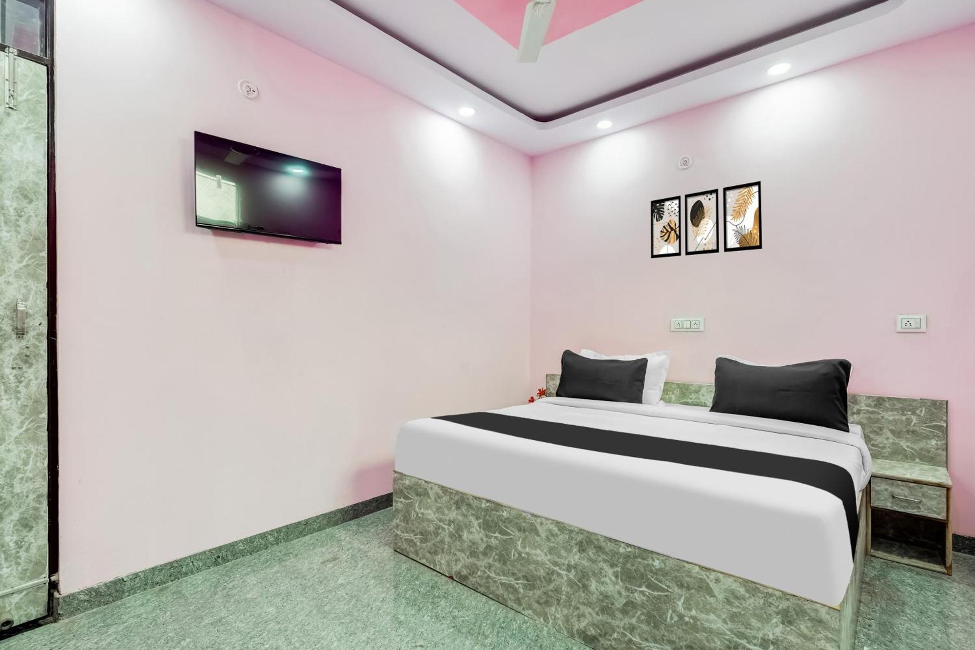 Hotel O Govind Residency ニューデリー エクステリア 写真
